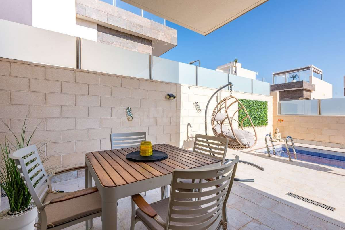 Villa 3 habitaciones 115m² en venta - Lomas de Cabo Roig - foto 5