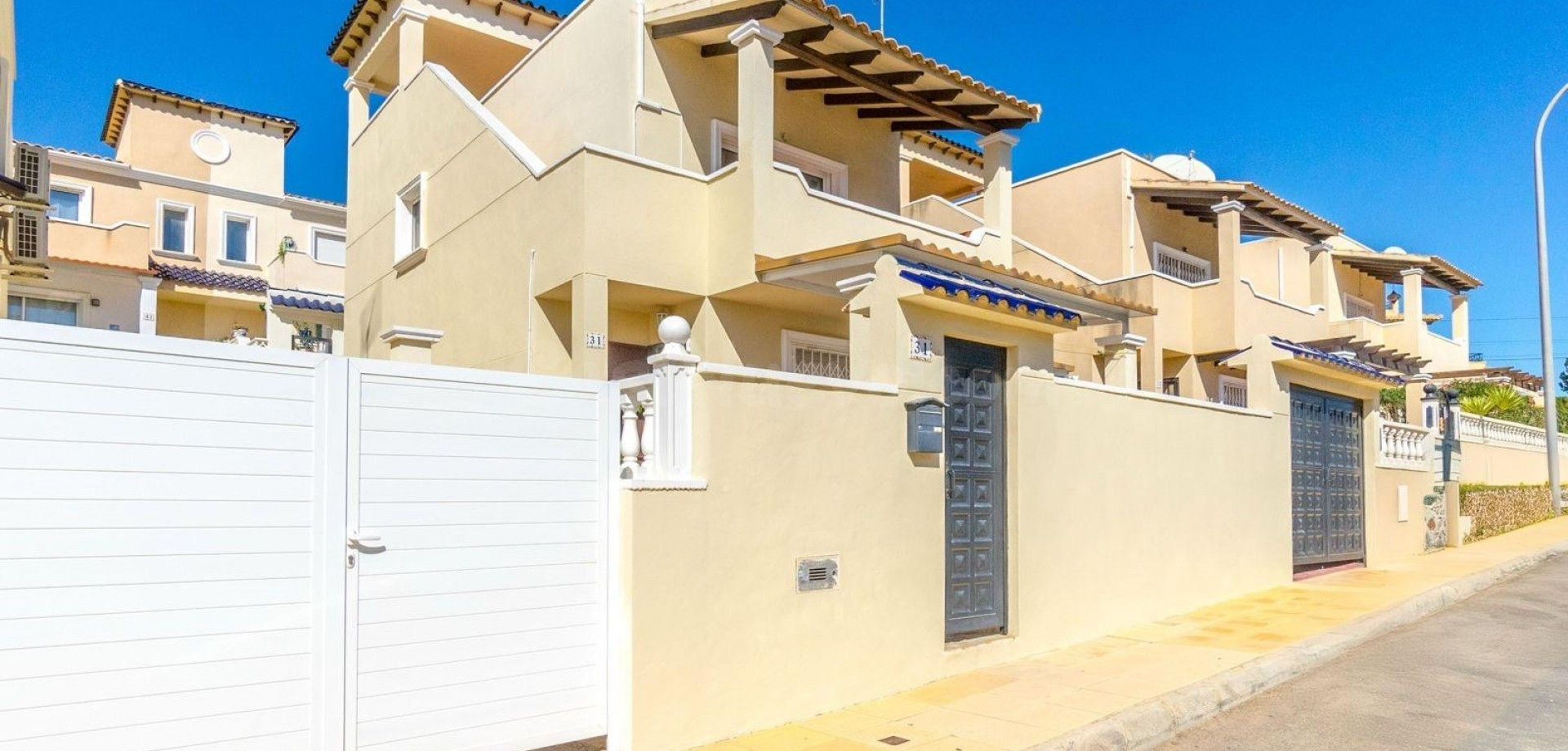Villa 3 habitaciones 120m² en venta - Las filipinas