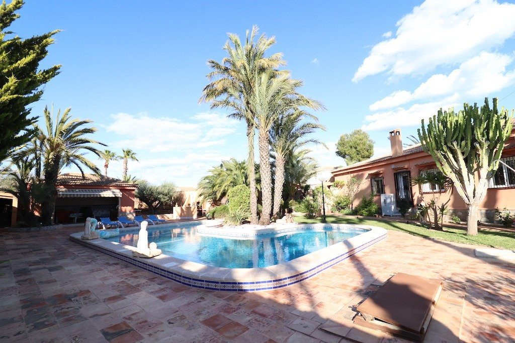 Villa 5 habitaciones 380m² en venta - La Siesta - El Salado  - foto 2