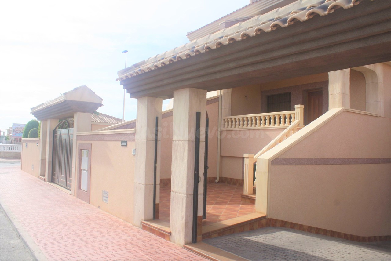 Casa 3 habitaciones 225m² en venta - La siesta