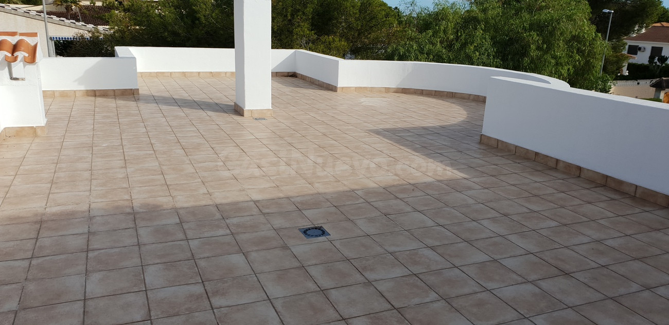 Villa 3 habitaciones en venta - La Zenia - foto 2