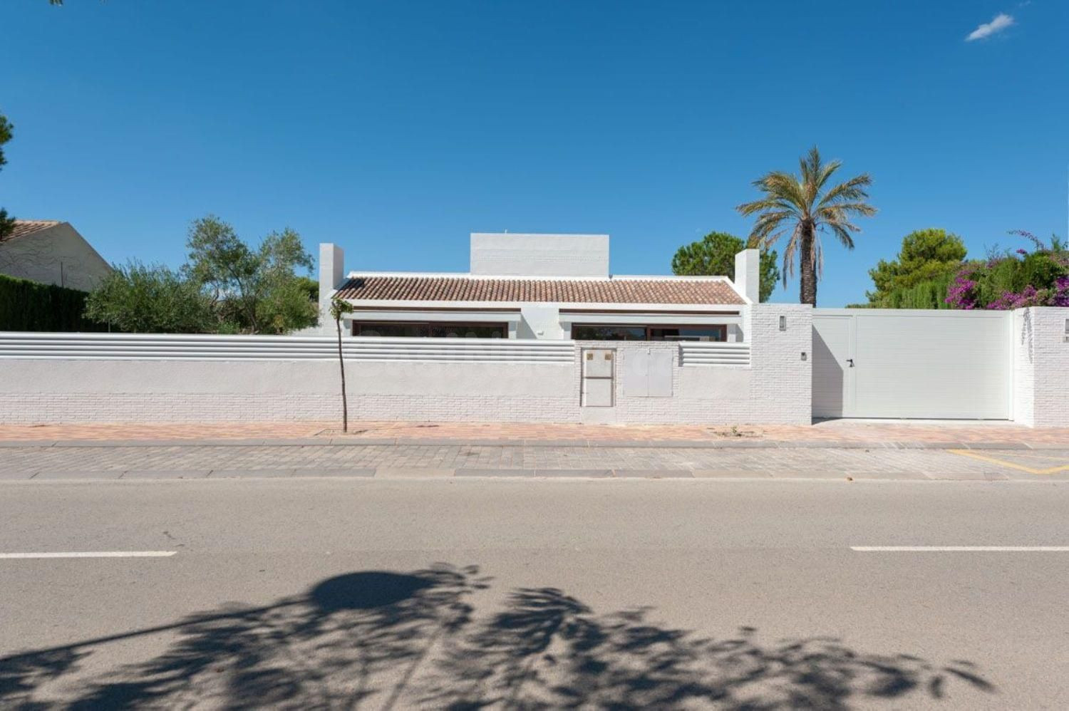 Villa 4 habitaciones 132m² en venta - Jerónimo Y Avileses - foto 5