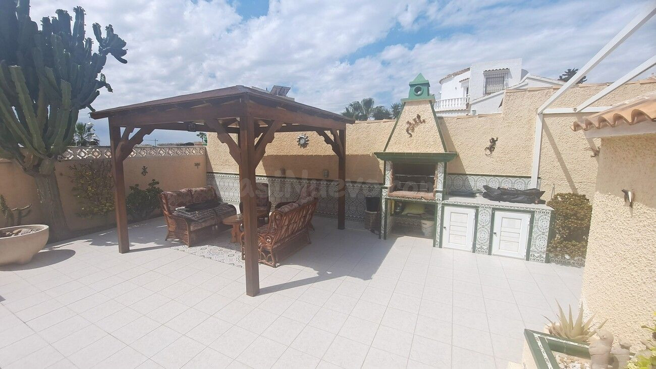 Villa 3 habitaciones 123m² en venta - Las Filipinas - foto 3