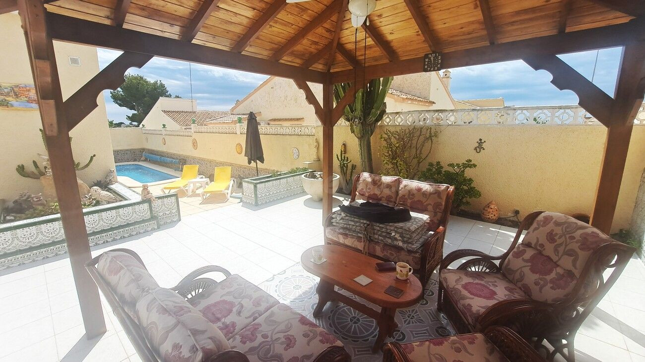 Villa 3 habitaciones 123m² en venta - Las Filipinas - foto 5