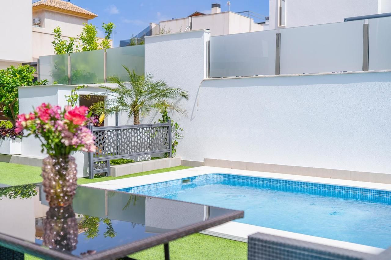 Villa 5 habitaciones 194m² en venta - Aguas Nuevas - foto 3