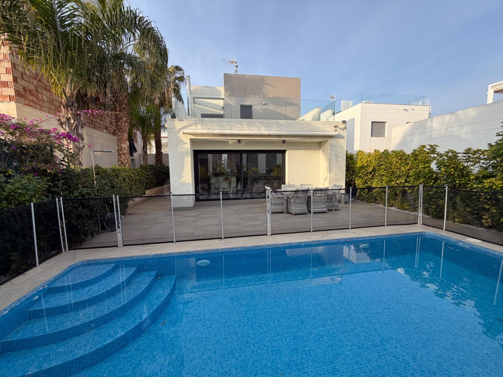 Villa 3 habitaciones 125m² en venta - Centro de la Ciudad Qu