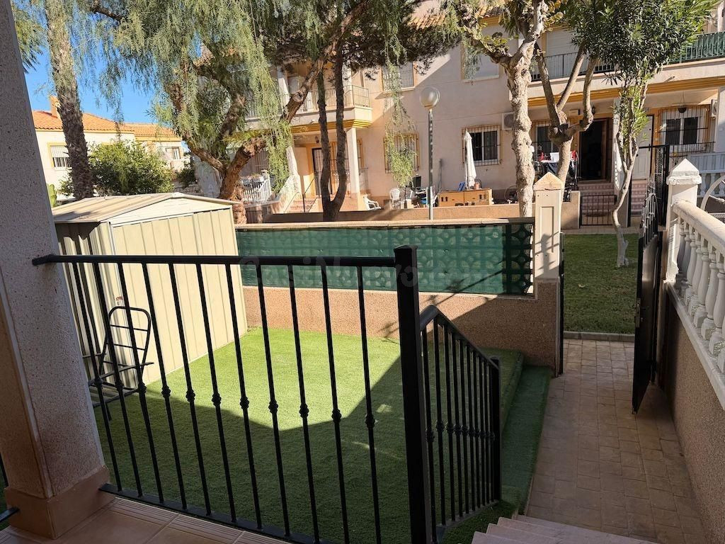 Bungalow 2 habitaciones 49m² en venta - Villamartin - foto 2