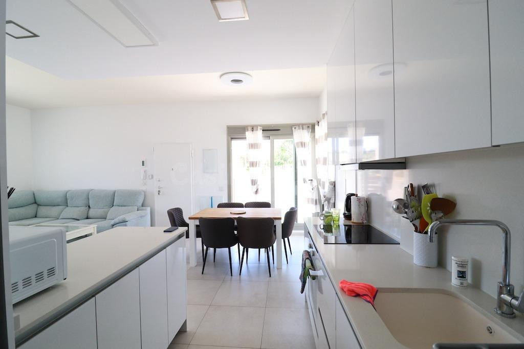 Villa 3 habitaciones 250m² en venta - Bellavista - foto 4