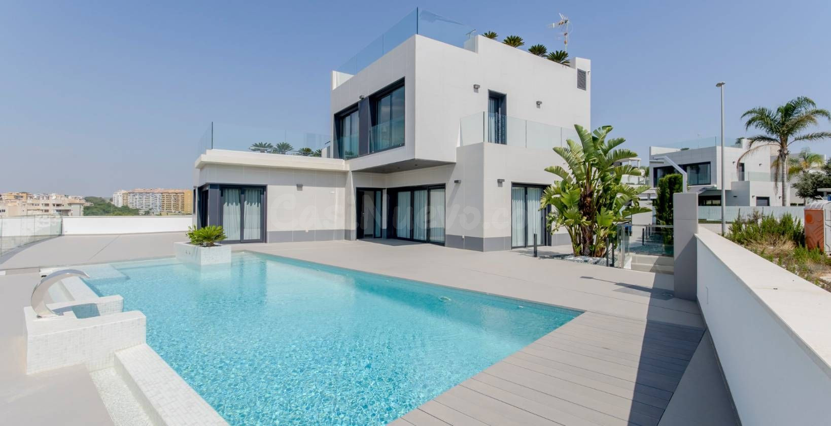 Villa 3 habitaciones 319m² en venta - Campoamor