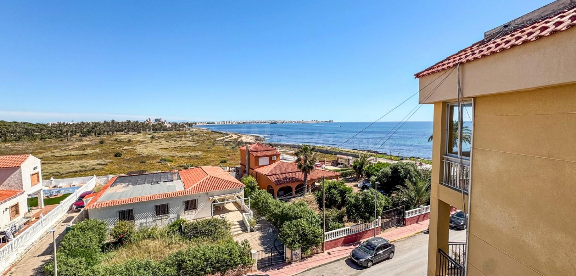 Apartamento 1 habitación 45m² en venta - Punta Prima - foto 2