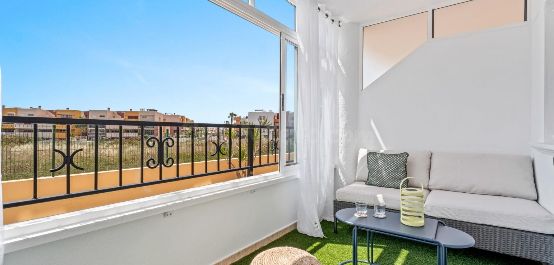 Apartamento 2 habitaciones 68m² en venta - Punta Prima - foto 3