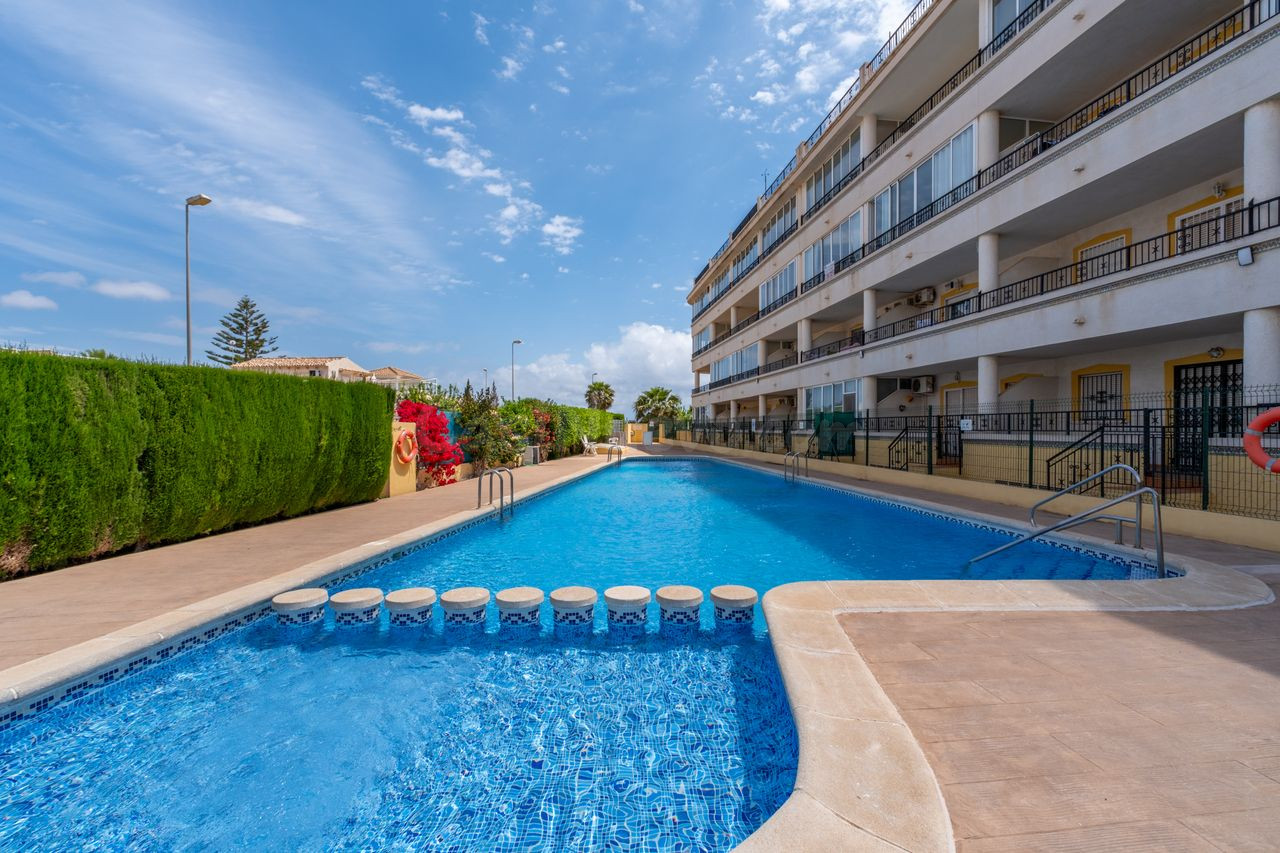 Apartamento 2 habitaciones 68m² en venta - La Zenia - foto 2