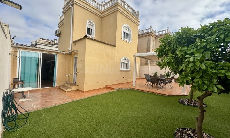 Villa 4 habitaciones 124m² en venta - Parque las naciones - foto 4