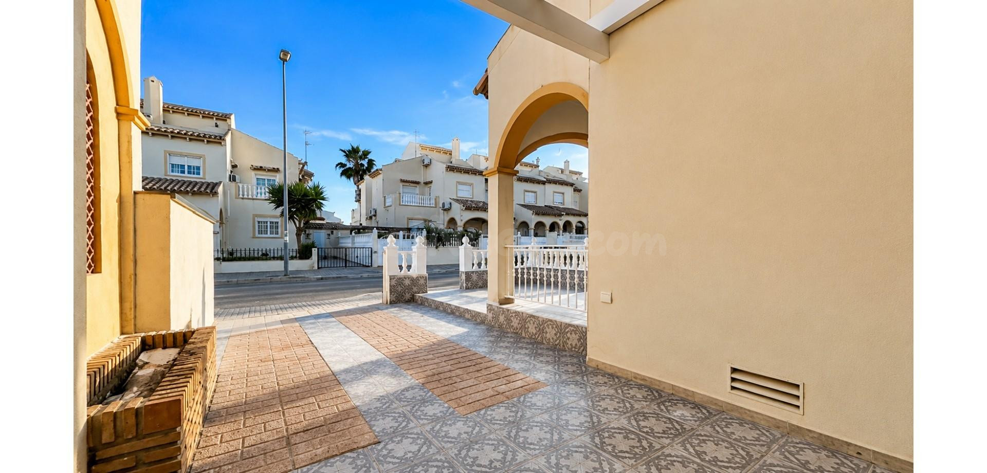Casa 2 habitaciones 72m² en venta - Playa Flamenca - foto 3