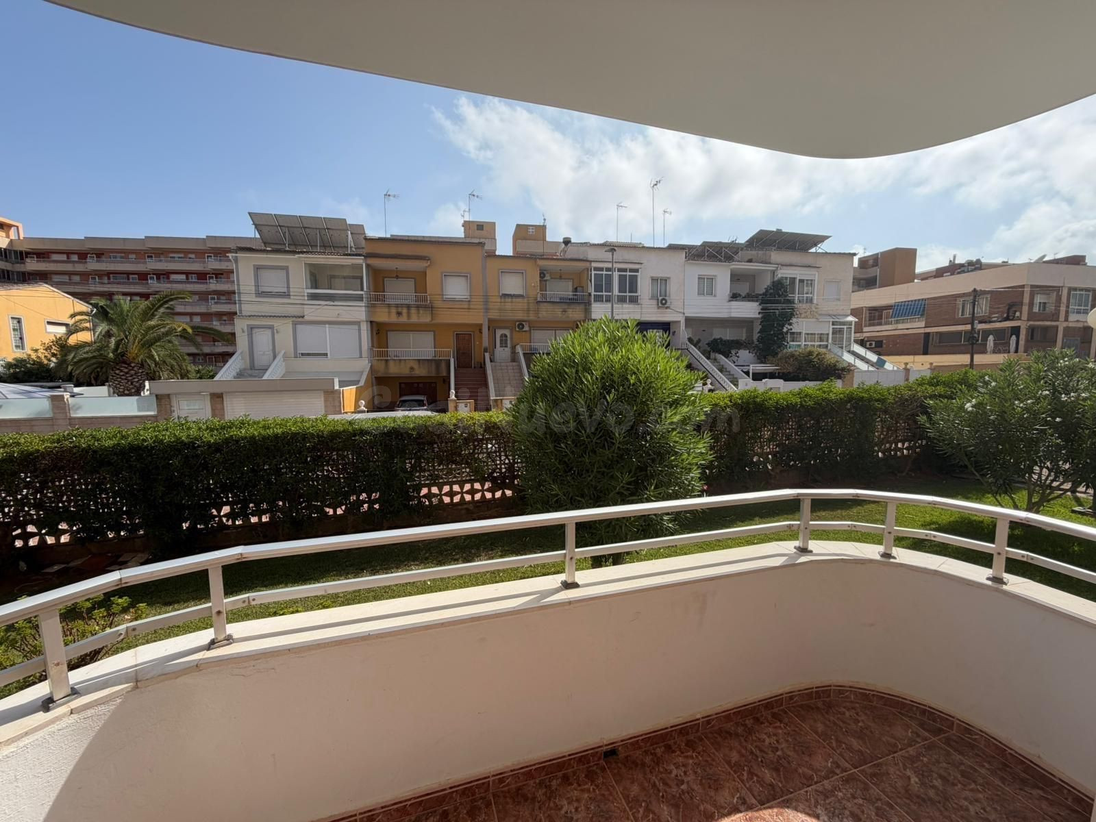 Apartamento 2 habitaciones 74m² en venta - Punta Prima - foto 2