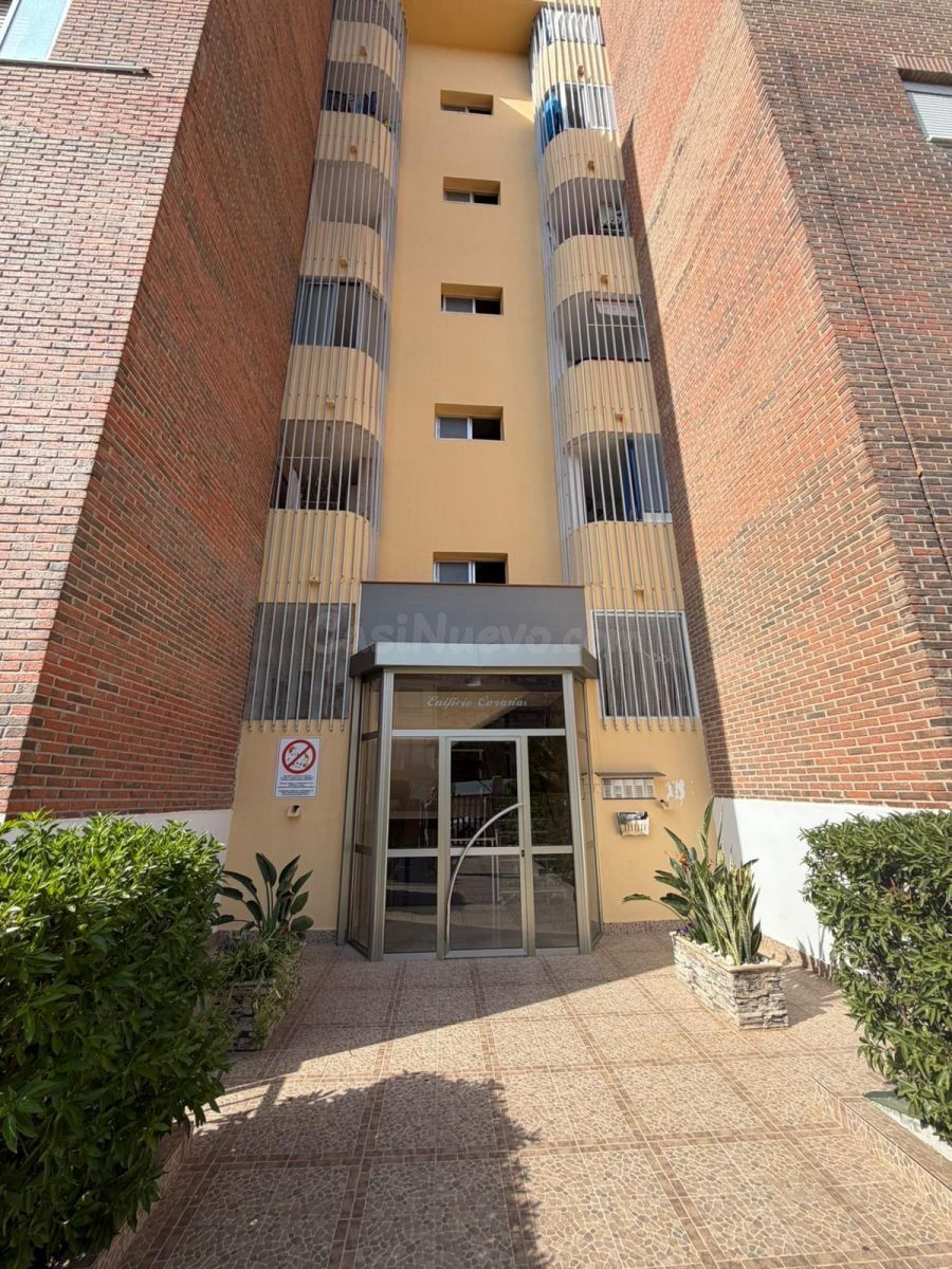 Apartamento 2 habitaciones 74m² en venta - Punta Prima - foto 3