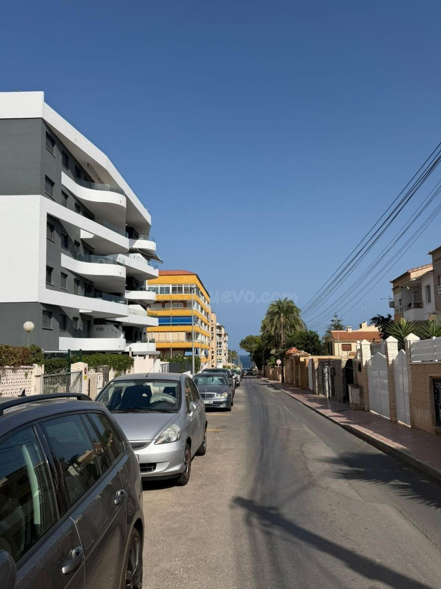 Apartamento 2 habitaciones 74m² en venta - Punta Prima - foto 4