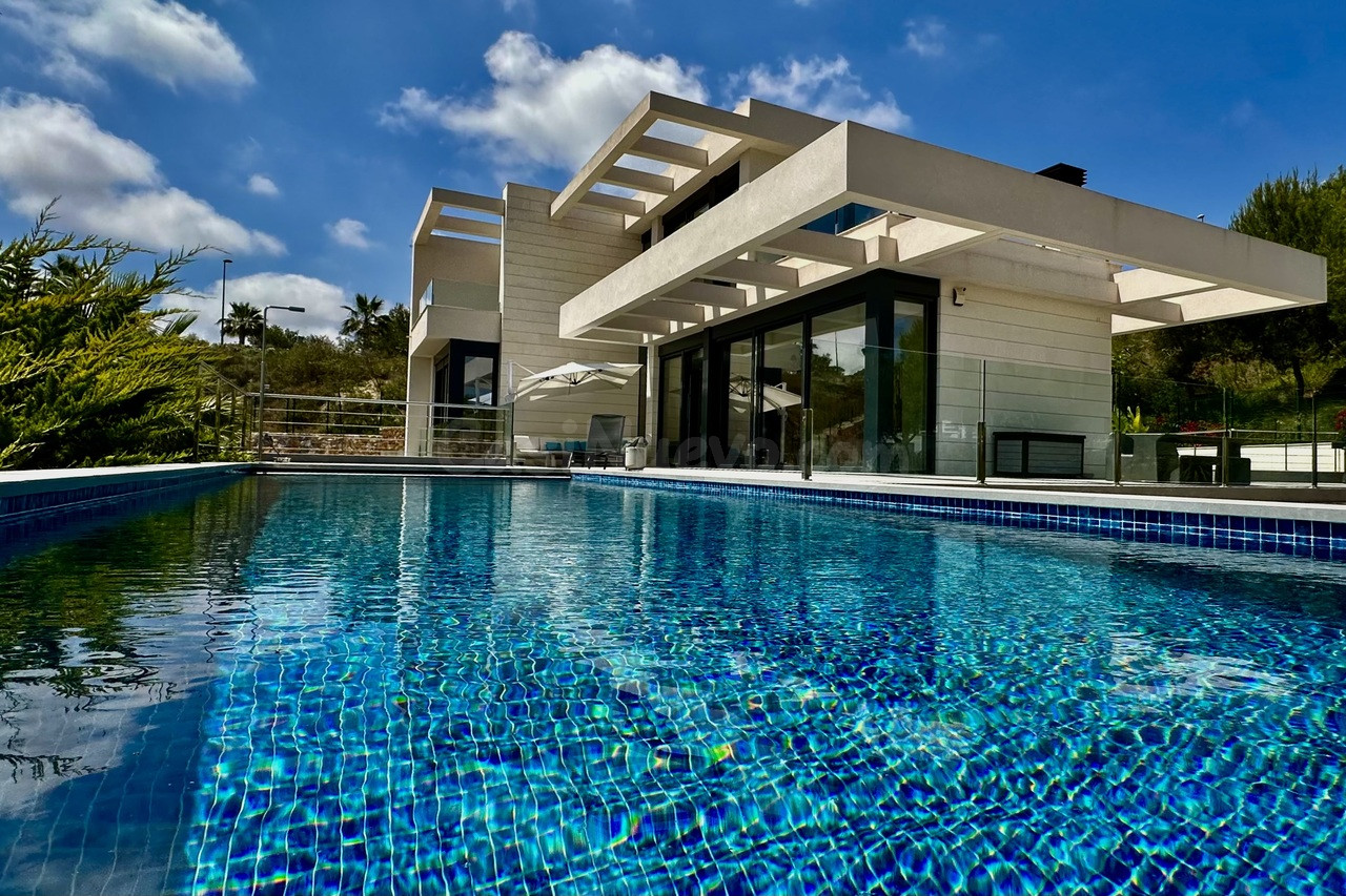 Villa 6 habitaciones 450m² en venta - Las Colinas Golf - foto 2