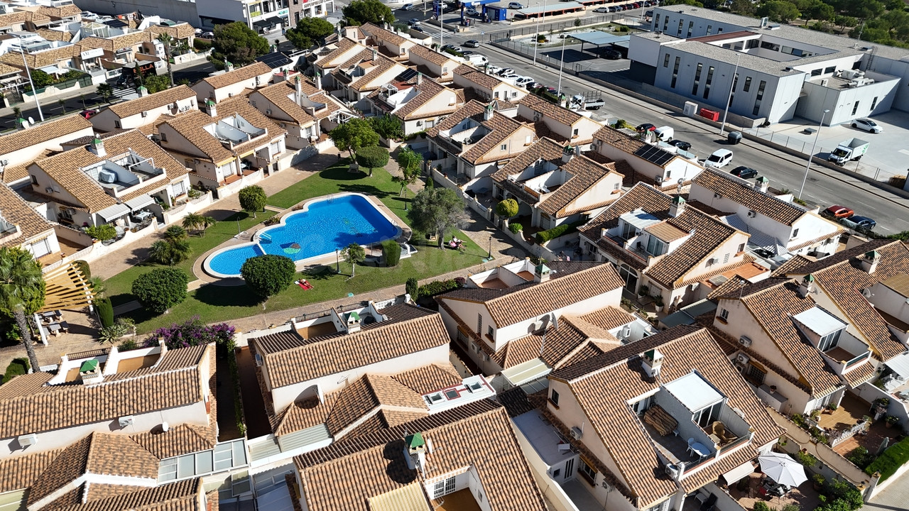 Bungalow 3 habitaciones 90m² en venta - La Zenia - foto 3
