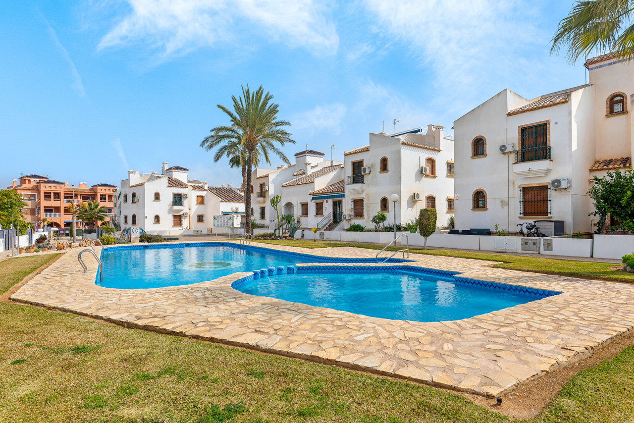 Ático 2 habitaciones 80m² en venta - Villamartín-Las Filipin - foto 4