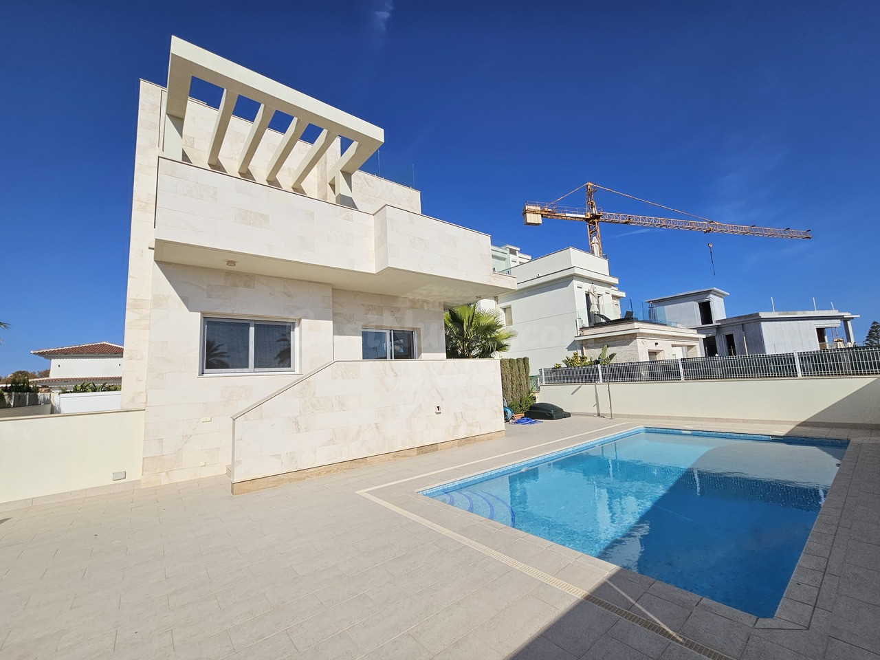Villa 5 habitaciones 306m² en venta - La Zenia