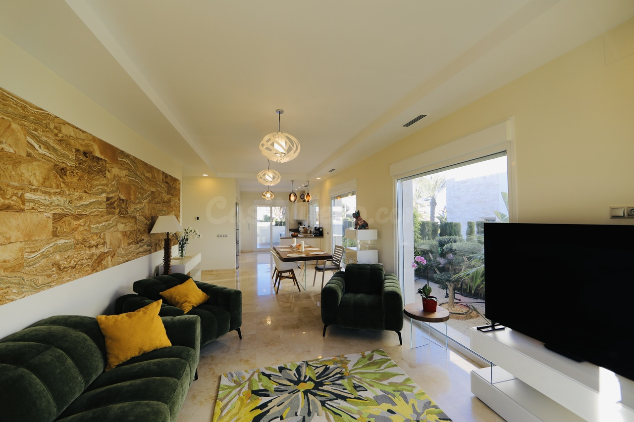Villa 5 habitaciones 306m² en venta - La Zenia - foto 4