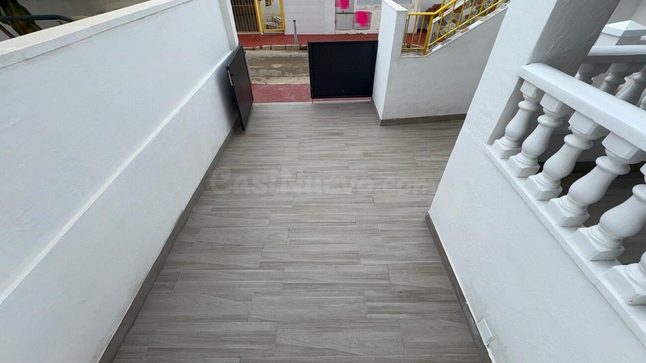 Bungalow 2 habitaciones 56m² en venta - Centro - foto 2