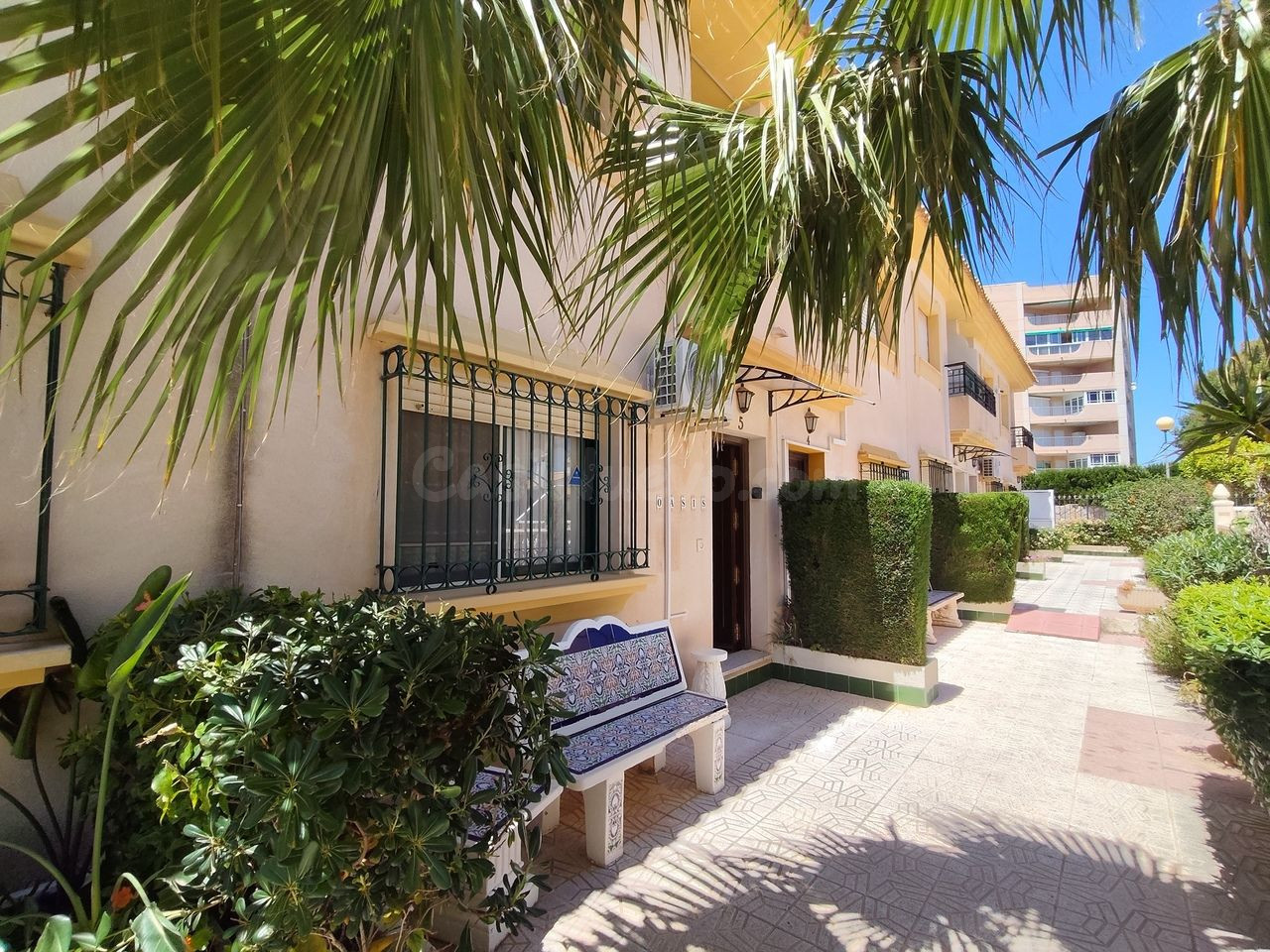 Casa 3 habitaciones 100m² en venta - La Zenia - foto 5