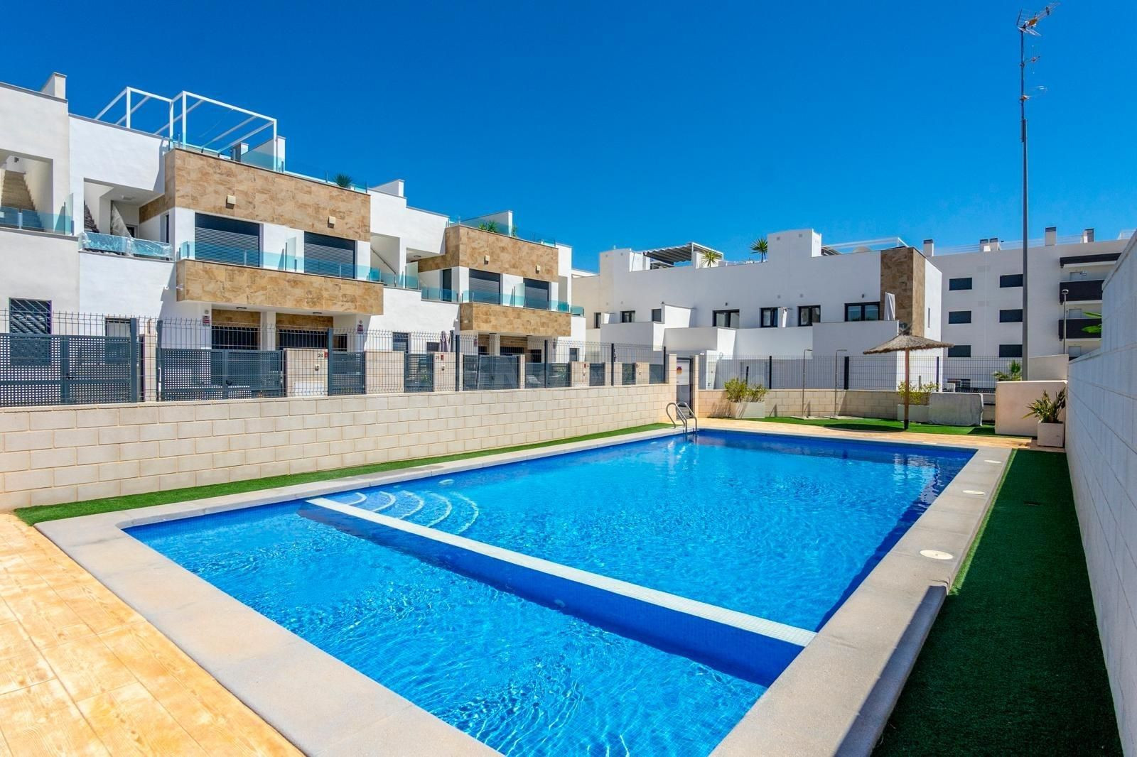 Casa 3 habitaciones 134m² en venta - San Miguel de Salinas - foto 3