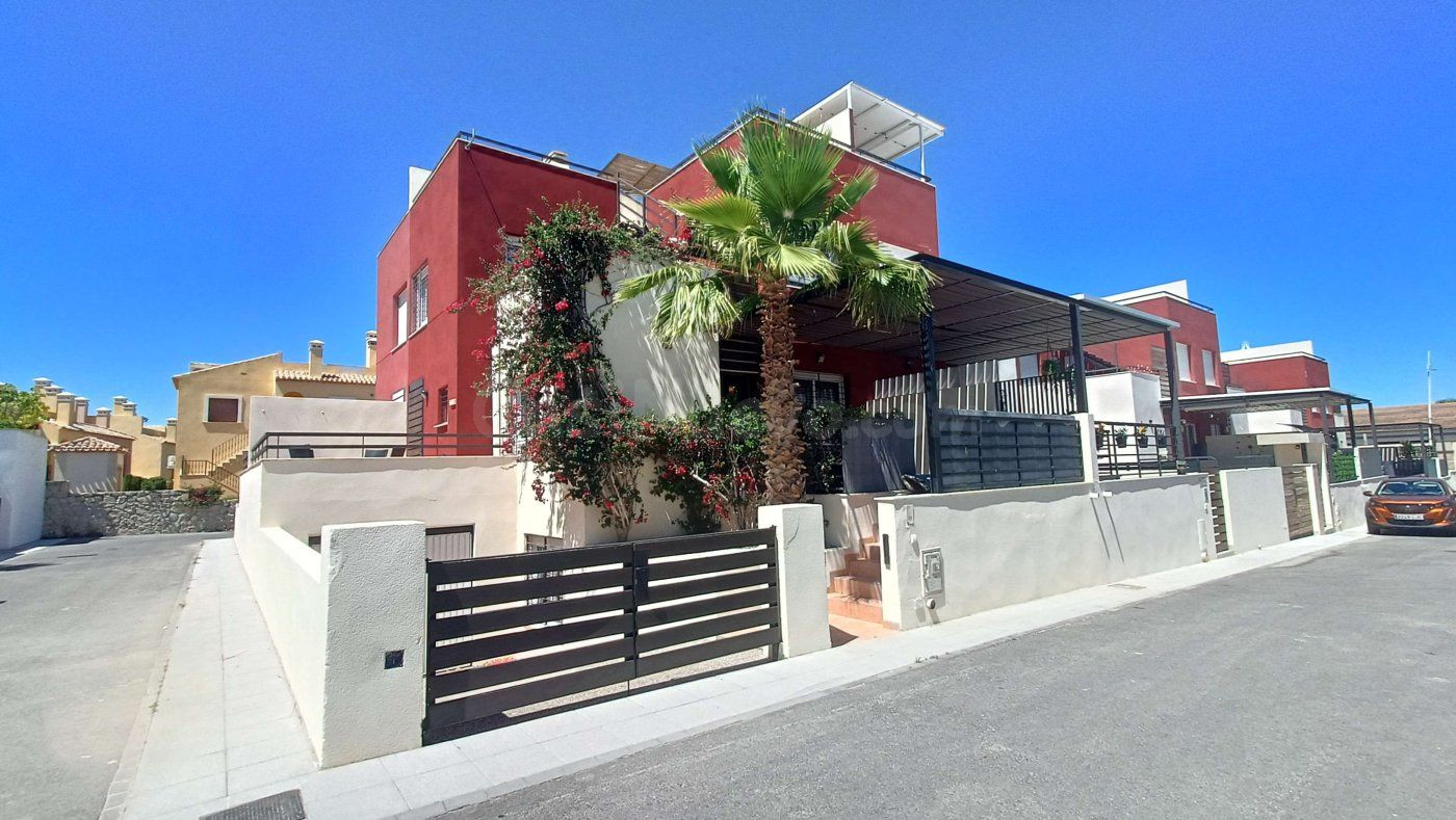 Quad 3 habitaciones 142m² en venta - Comunidad valenciana
