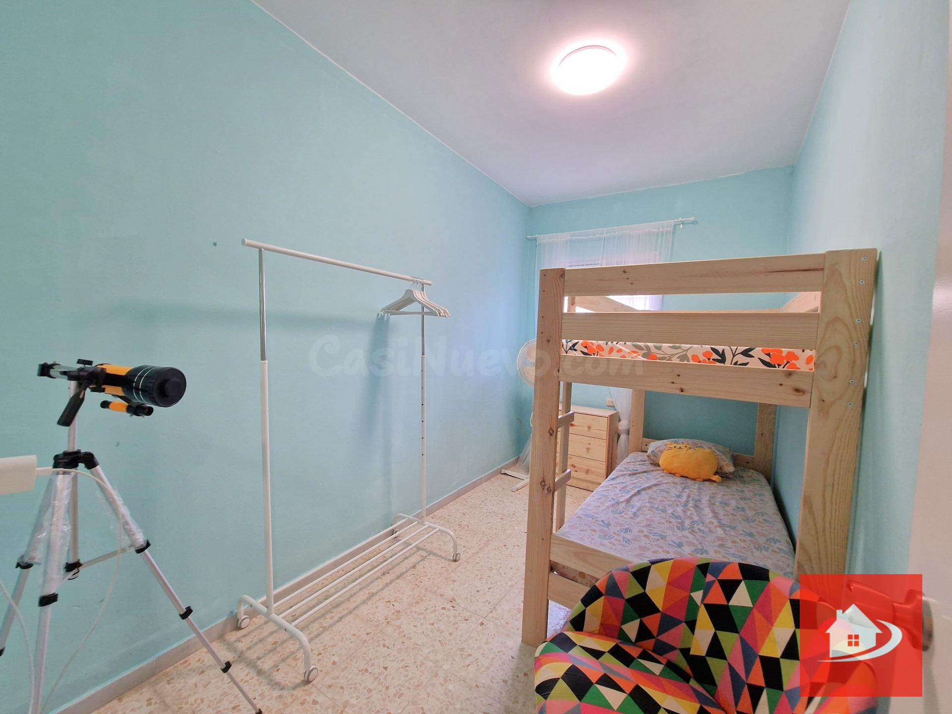CASA INDEPENDIENTE CON NAVE INDUSTRIAL ZONA LA DEHESILLA - foto 5