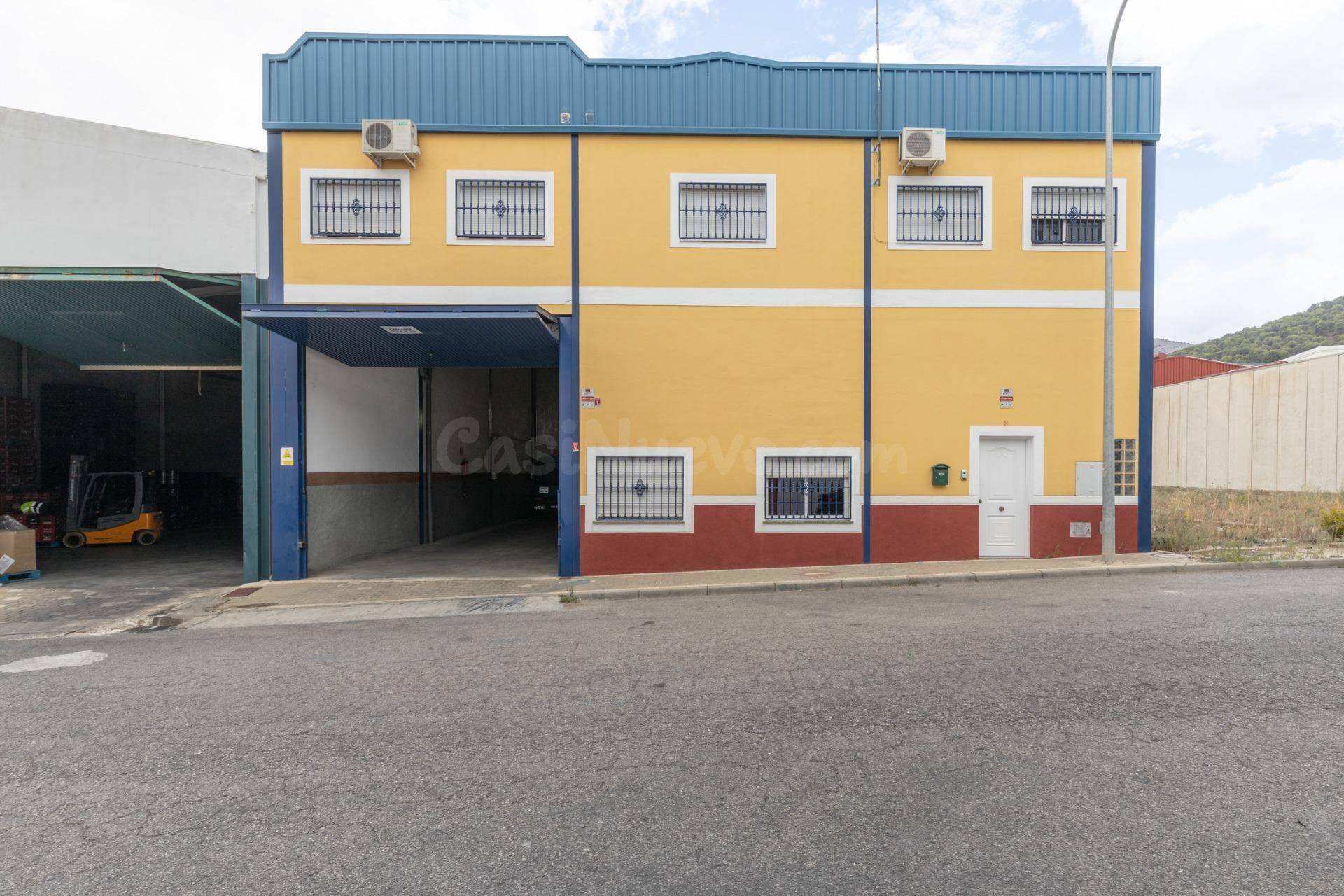Oportunidad de inversión – Venta de flota de grúas en pleno funcionamiento con contratos activos y facturación demostrable