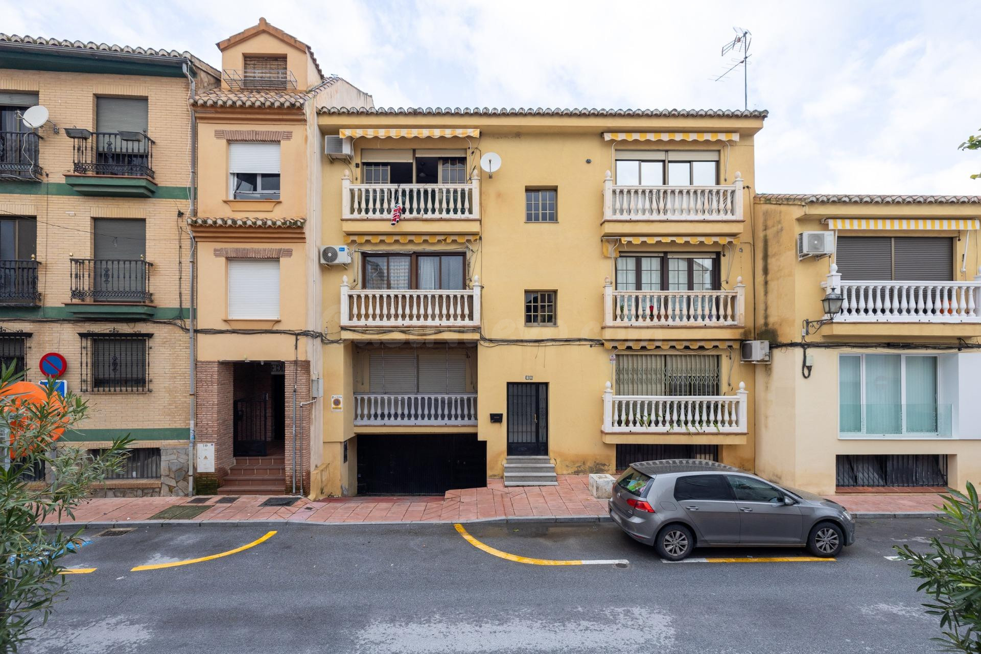 ¿Y SI EL HOGAR CON EL QUE SUEÑAS YA EXISTE Y SOLO ESTÁ ESPERANDO A QUE ELIJAS SUS COLORES?