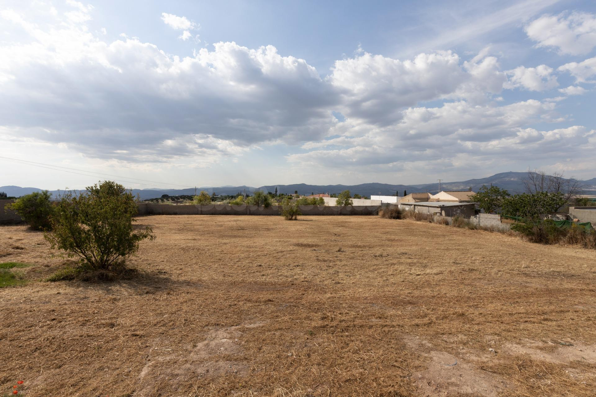 Terreno rural en venta - LOS TABLAZOS