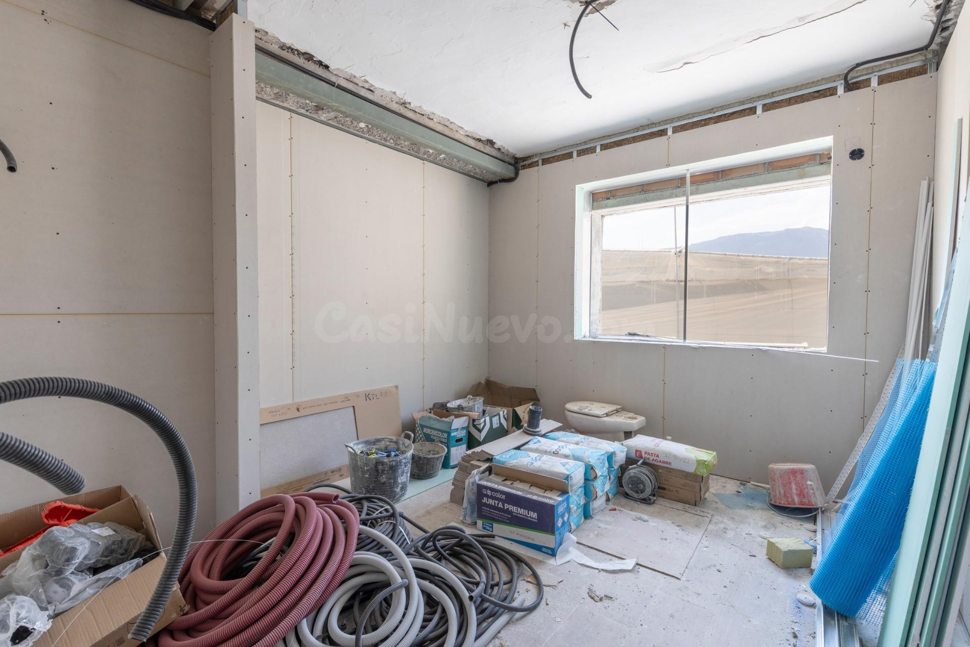 Estrena vivienda a 5 minutos de la playa en Castell de Ferro - foto 3