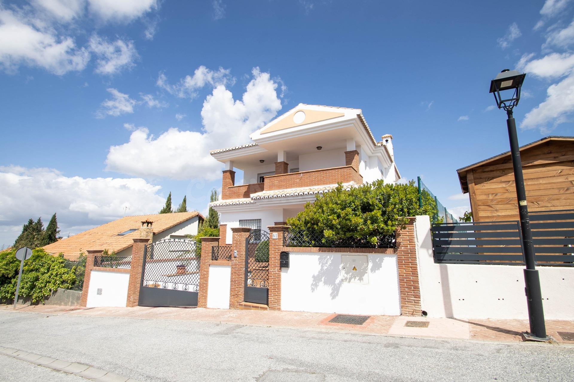 CHALET INDEPENDIENTE CON PISCINA - foto 3
