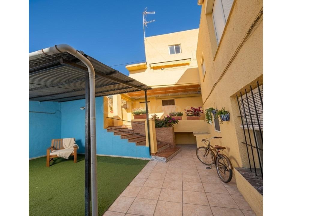 UNA VILLA SUSPENDIDA ENTRE EL CIELO Y EL MEDITERRÁNEO. - foto 3