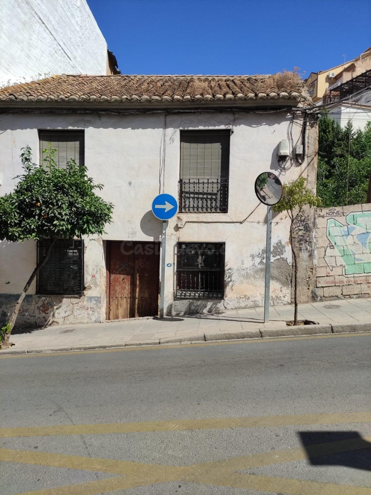 CASA DE PUEBLO PARA REHABILITAR EN HUETOR VEGA !! - foto 2
