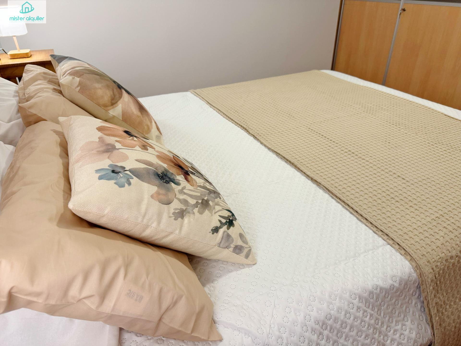 APARTAMENTO EN PLANTA BAJA A 1 MINUTO DE LA PLAYA EN EL CAMP - foto 5