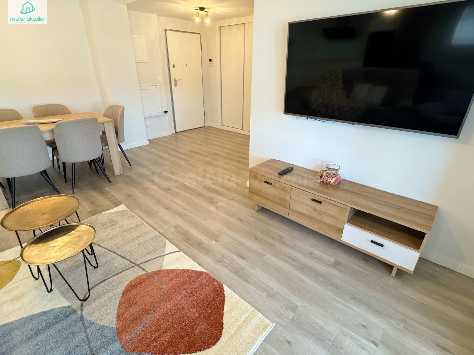 APARTAMENTO DE LUJO EN BRISAS DE LEVANTE CON PISCINA, GARAJE, EMPADRONAMIENTO Y A UN PASO DE LAS PLAYAS Y DEL TRAM - foto 5