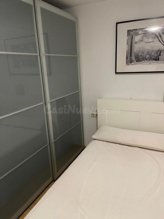 AMPLIO Y LUMINOSO PISO DE 3 DORMITORIOS EN ALQUILER IDEAL PARA ESTUDIANTES | ZONA PLAZA DE TOROS | PRECIO DE ALQUILER INCLUYE LA COMUNIDAD Y CALEFACCIÓN CENTRAL, EL GASTO DE SUMINISTROS ES A CARGO DE - foto 3