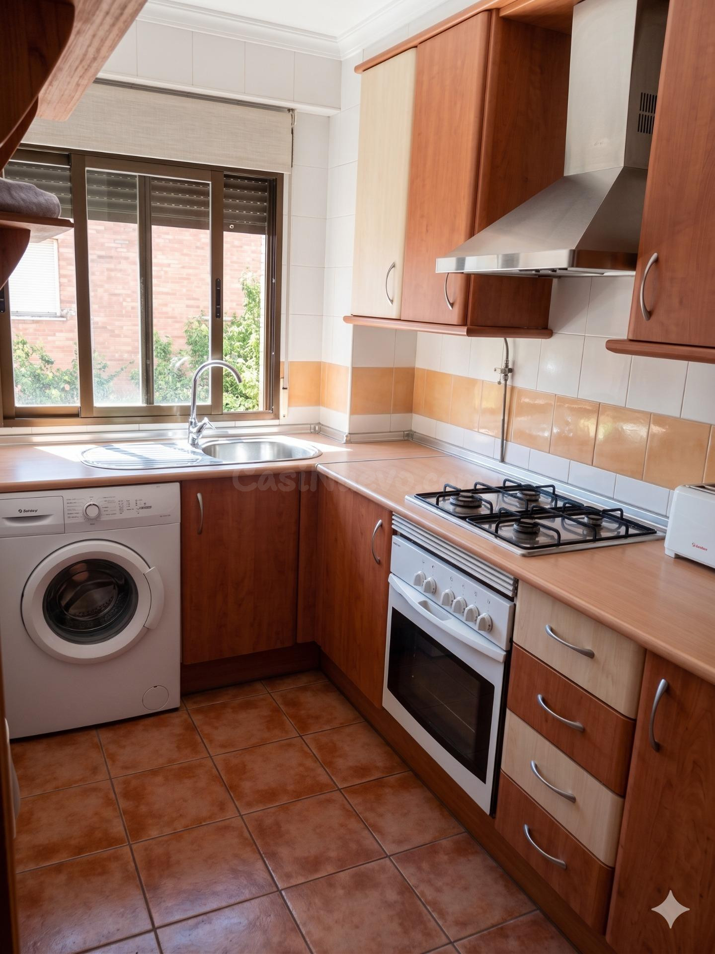 Piso en alquiler en La Cruz, Granada — 3 dormitorios con garaje incluido | 1359 - foto 3