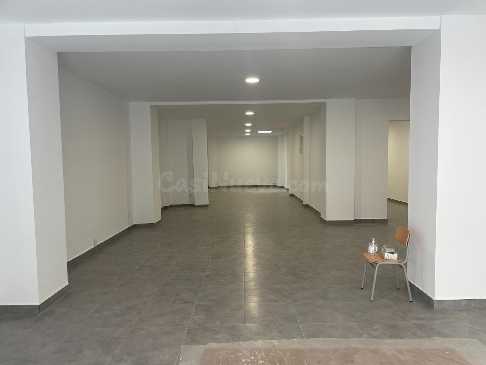 Local comercial 110m² en venta - Cotet