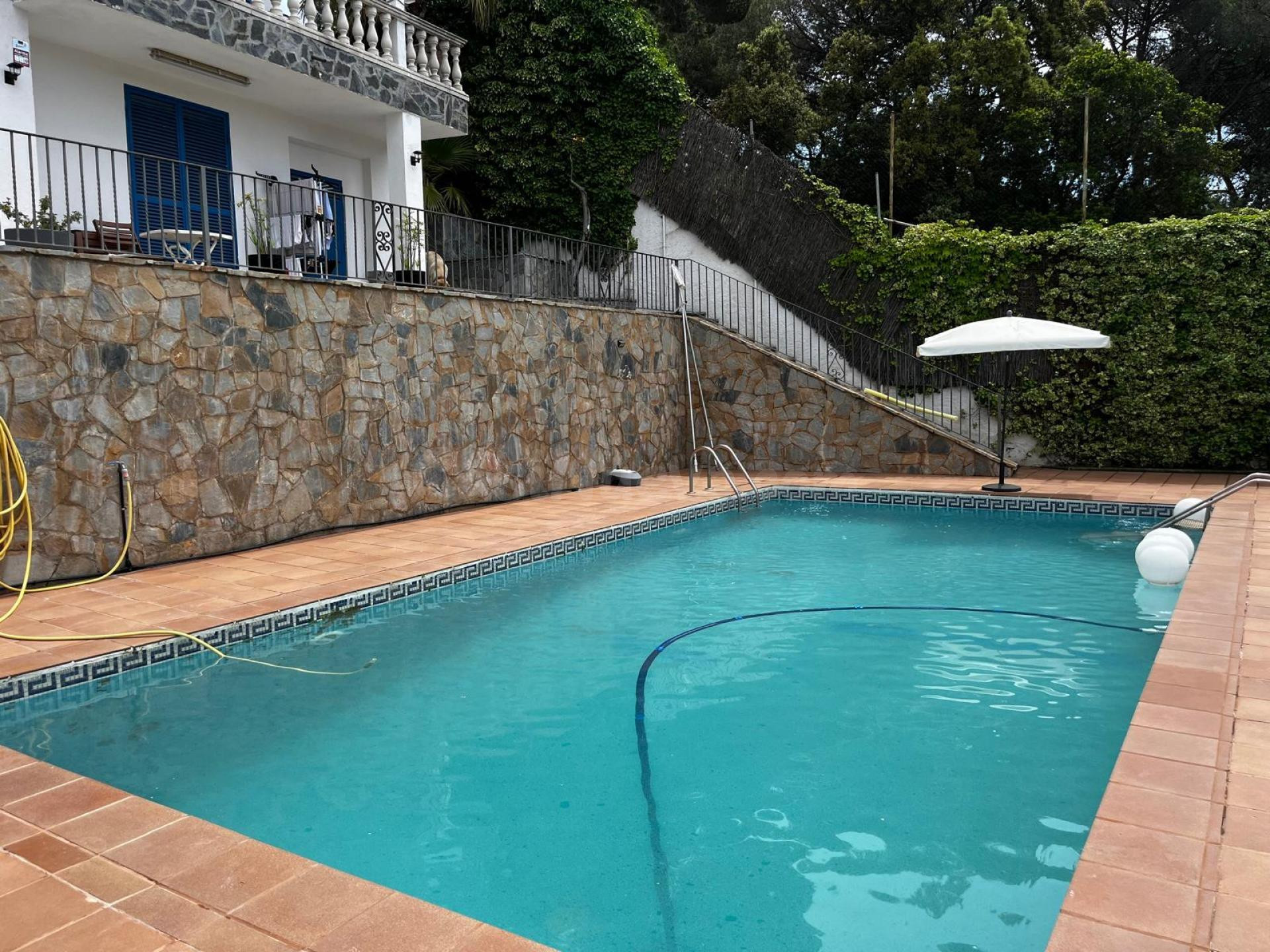 Exclusiva casa en venta con vistas al mar en Sant Cebrià de 