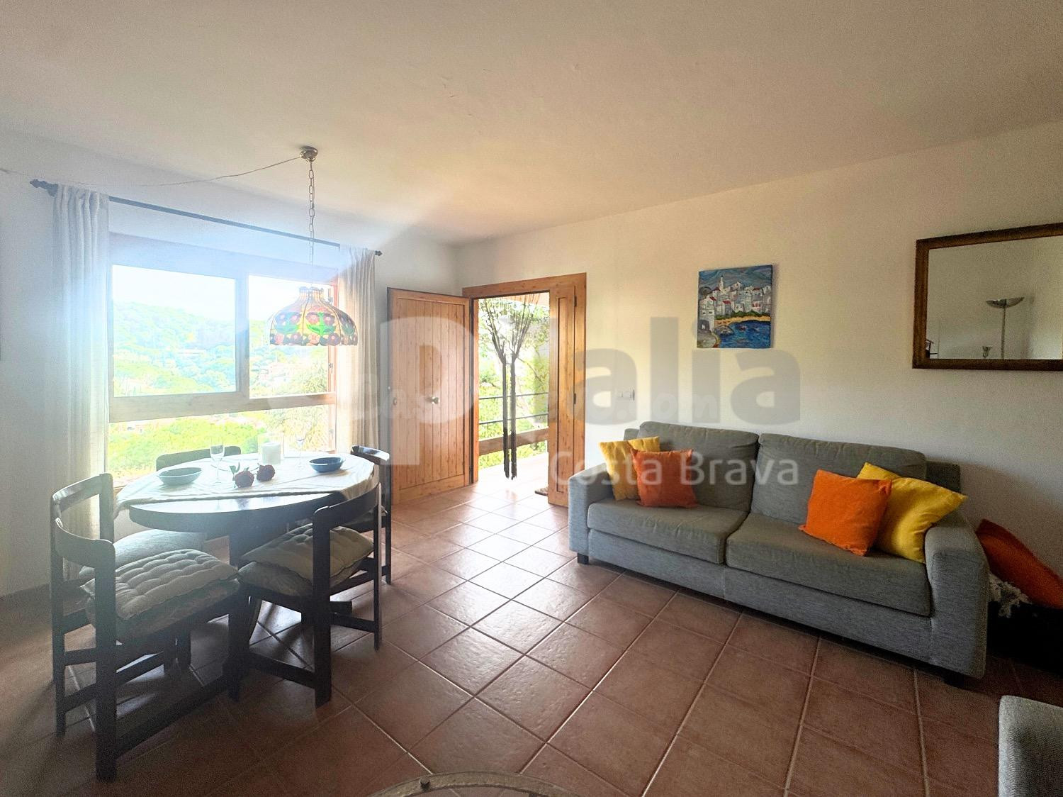 ENCANTADOR APARTAMENTO CON TERRAZA EN CALA CANYELLES, LLORET - foto 3