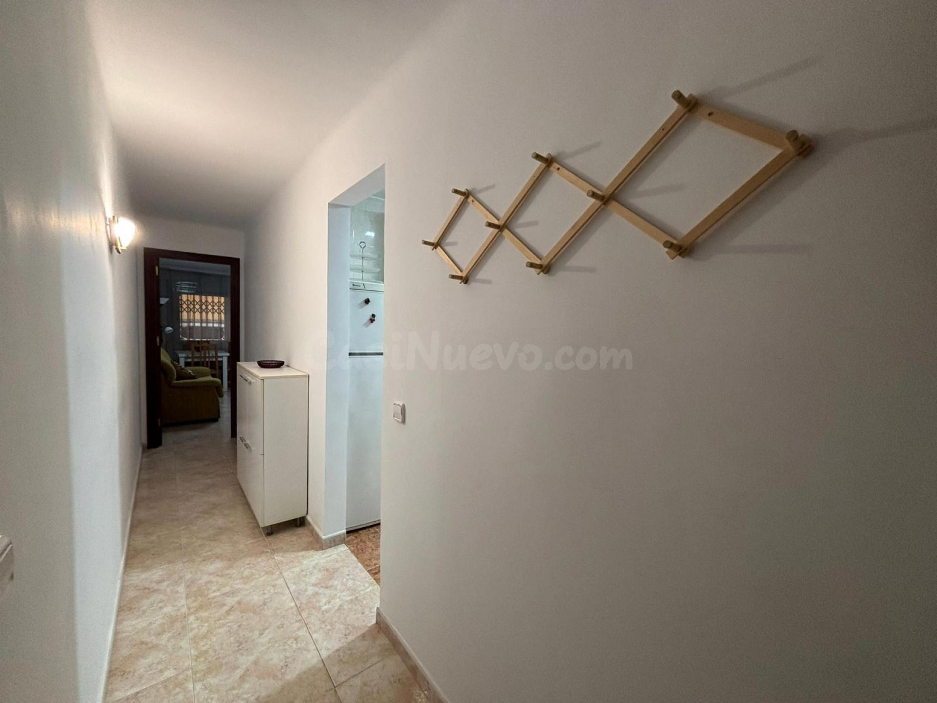Amplia Vivienda en Pineda: Oportunidad Única Cerca del Mar - foto 4