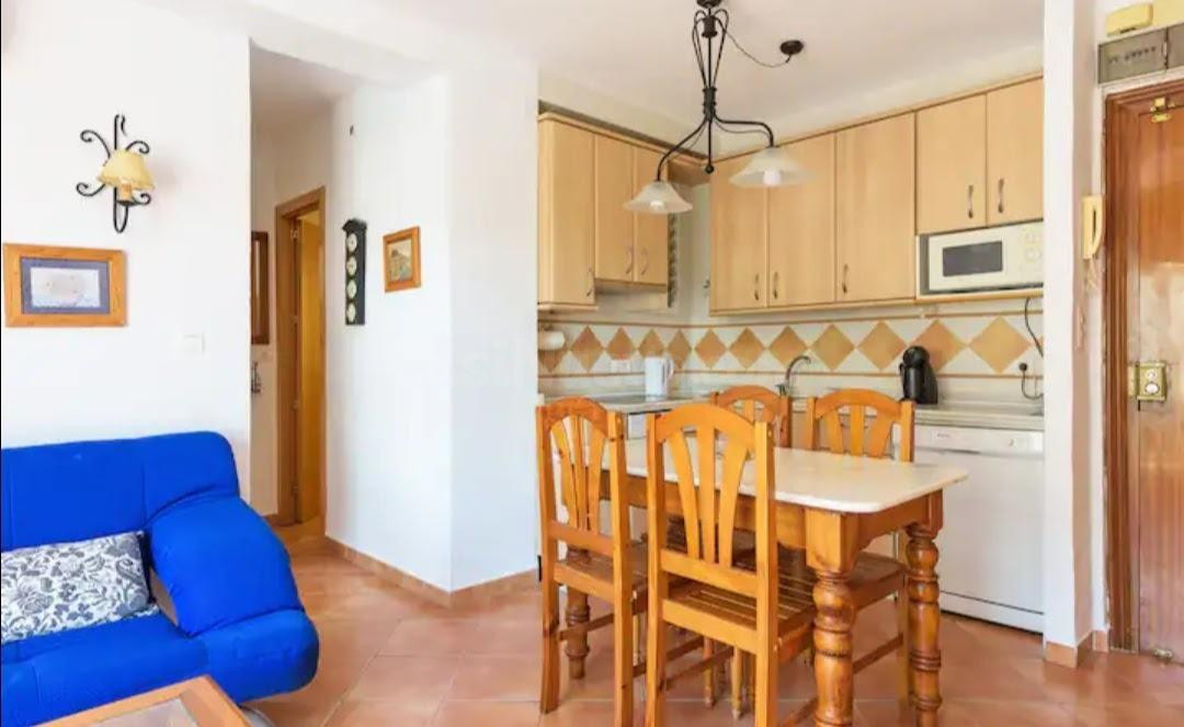 ACOGEDOR APARTAMENTO EN LA CARIHUELA - IDEAL PARA INVIERNO - foto 4