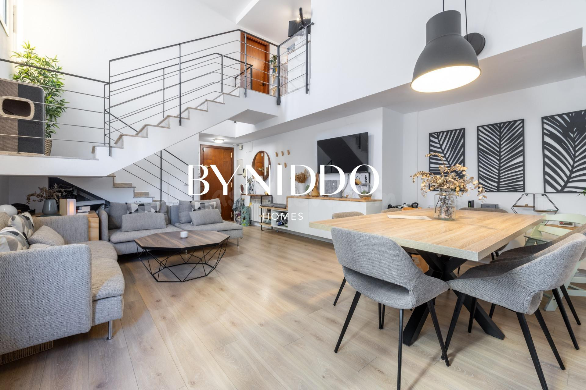 Dúplex reformado en Cerdanyola del Vallès - foto 2