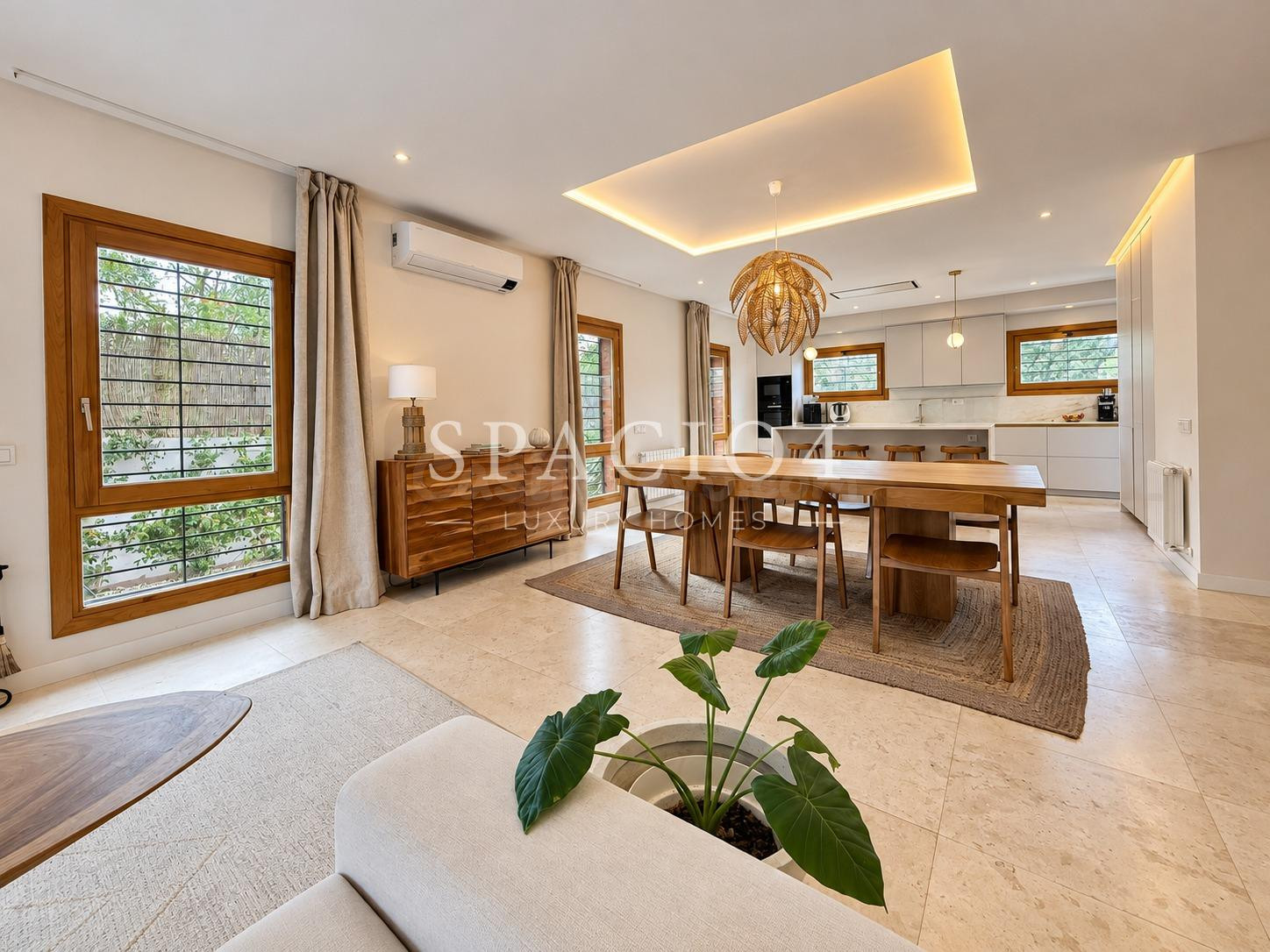 Chalet en venta en Pozuelo de Alarcón con piscina - foto 2