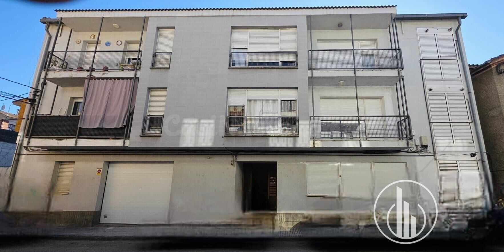 Edificio 12 habitaciones 772m² en venta - Área de Olot